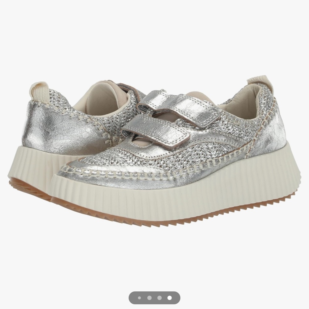 Dolce Vita Demo Sneaker